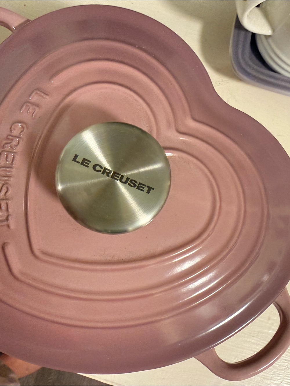 Le Creuset Deep Heart Cocotte - Mauve Pink
